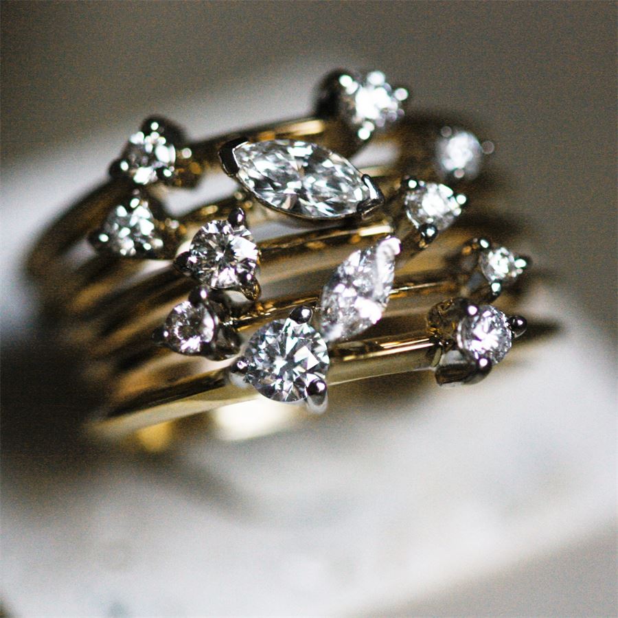 Anello 'Balance' oro giallo taglii brillante BALANCE | AN AU18G2TO CT.0,15+0,05
